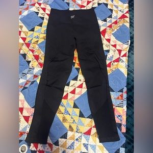 Women’s XS Fabletic yoga pants